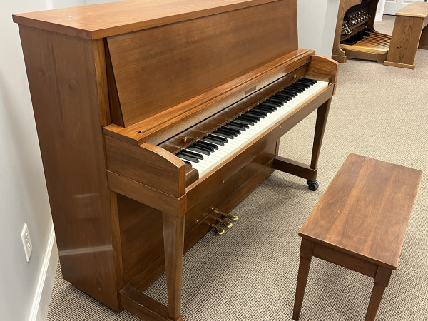 1969 Baldwin Hamilton studio piano - Upright - Studio Pianos